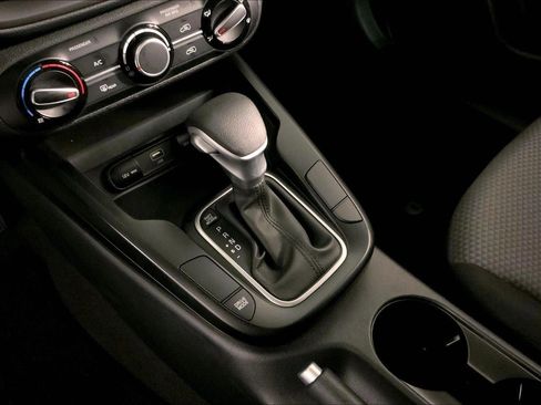 Certified 2025 Kia Soul LX FWD image 17