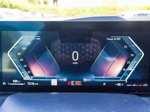 Used 2025 BMW X5 sDrive40i w/ Premium Package image 26