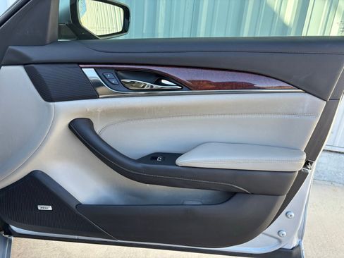 Used 2017 Cadillac CTS Sedan image 35