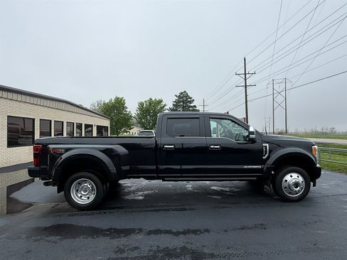 Used 2019 Ford F450 Limited image 5