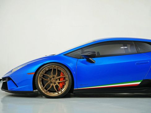 Used 2018 Lamborghini Huracan Performante image 58