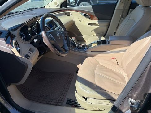 Used 2010 Buick LaCrosse CXL image 6