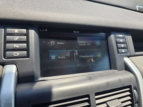 Used 2016 Land Rover Discovery Sport HSE AWD/4WD image 27