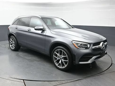 Used 2021 Mercedes-Benz GLC 300 4MATIC image 1