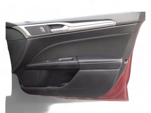 Used 2019 Ford Fusion SE image 17