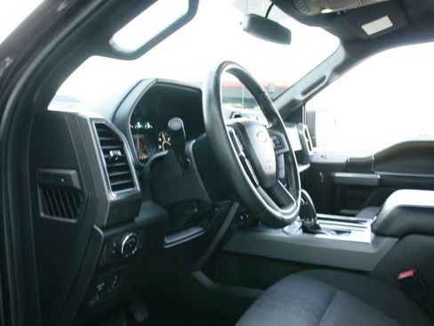 Used 2018 Ford F150 XLT w/ Equipment Group 302A Luxury image 16