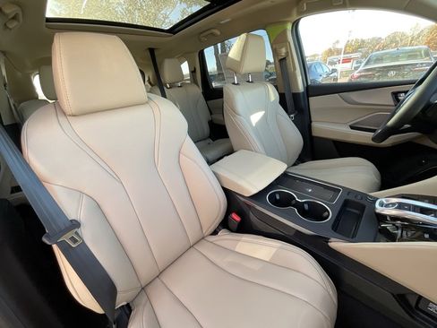 New 2026 Acura MDX SH-AWD image 18