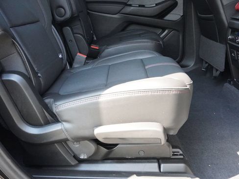 Used 2023 Chevrolet Traverse RS w/ LPO, Floor Liner Package AWD/4WD image 35