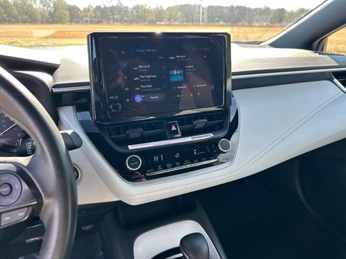 Used 2024 Toyota Corolla SE image 28