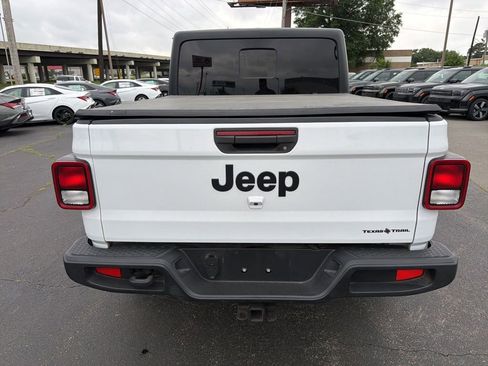 Used 2022 Jeep Gladiator Sport AWD/4WD image 6