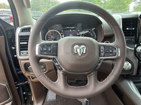 New 2026 RAM 1500 Laramie AWD/4WD image 22