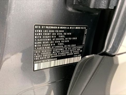 New 2026 Volkswagen Taos SEL AWD/4WD image 8