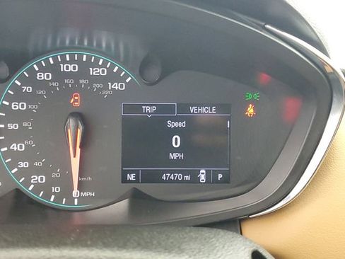 Used 2020 Chevrolet Trax LT w/ Driver Confidence Package FWD image 26