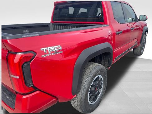 New 2026 Toyota Tacoma TRD Off-Road AWD/4WD image 9