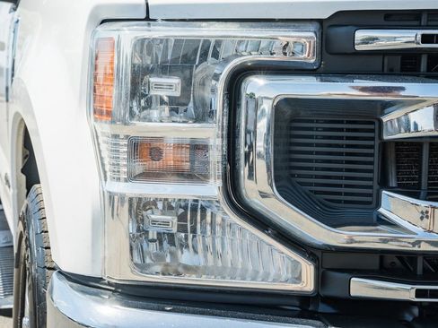 Used 2021 Ford F250 XL w/ STX Appearance Package RWD image 13