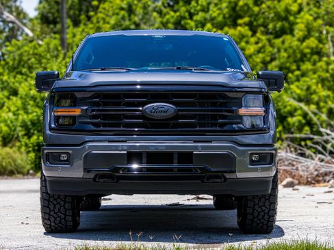 New 2025 Ford F150 XLT w/ Equipment Group 302A MID image 9