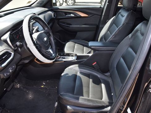 Used 2023 Chevrolet TrailBlazer ACTIV image 11