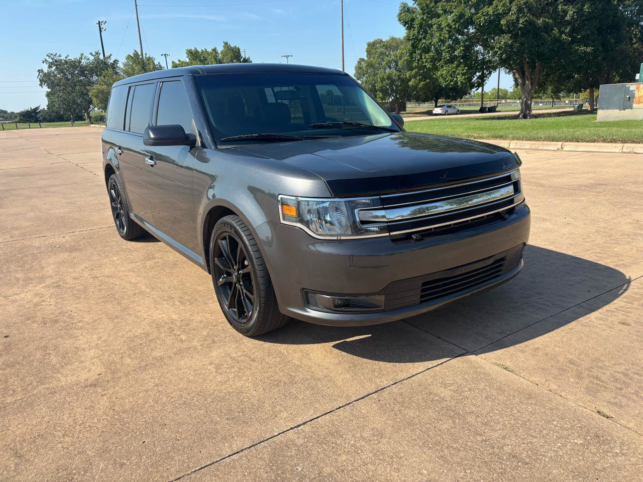 Used 2019 Ford Flex SEL FWD image 31