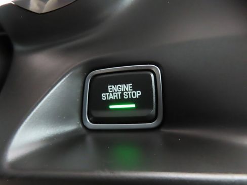 Used 2018 Chevrolet Camaro SS image 8