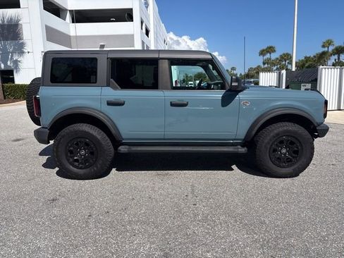 Used 2023 Ford Bronco Wildtrak image 2