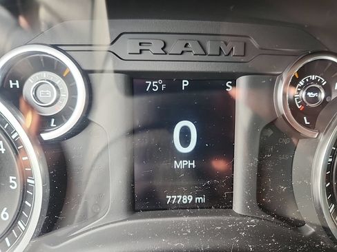 Used 2019 RAM 1500 Big Horn AWD/4WD image 9