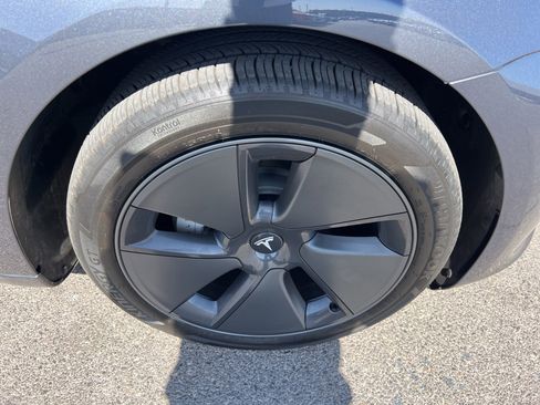 Used 2023 Tesla Model 3 Standard Range RWD image 13