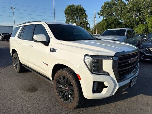 Used 2023 GMC Yukon AT4 w/ Technology Package AWD/4WD image 1