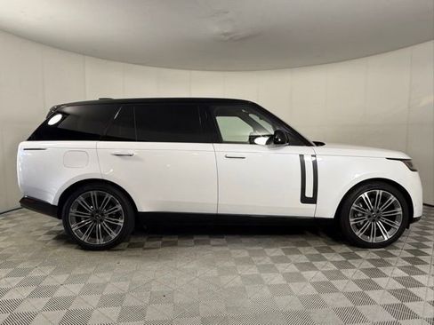 Used 2024 Land Rover Range Rover Long Wheelbase SE AWD/4WD image 7