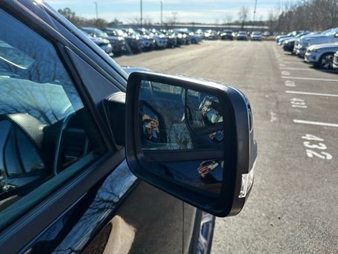 Used 2023 RAM 1500 Laramie image 12