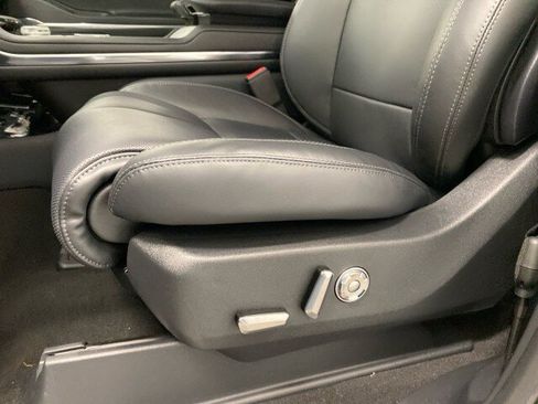 New 2026 Lincoln Navigator Premiere image 27