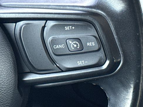 Used 2021 Jeep Wrangler Unlimited Sport AWD/4WD image 19