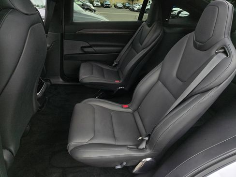 Used 2022 Tesla Model X AWD/4WD image 14