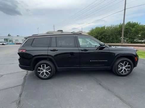 Used 2024 Jeep Grand Cherokee L Limited w/ Luxury Tech Group II AWD/4WD image 9