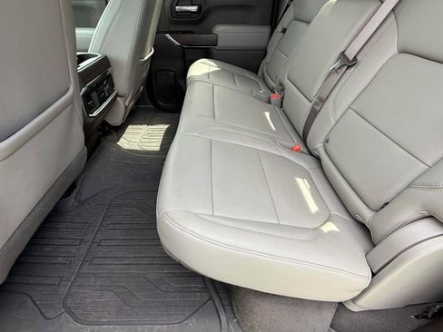 Used 2022 GMC Sierra 1500 SLT w/ SLT Premium Plus Package AWD/4WD image 17