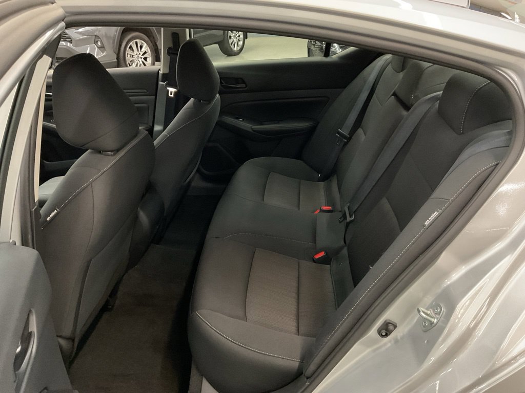 Used 2025 Nissan Altima 2.5 SV AWD/4WD image 20