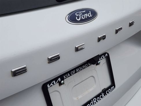 Used 2023 Ford Escape ST-Line image 12