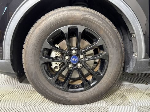 Used 2020 Ford Escape SE FWD image 25