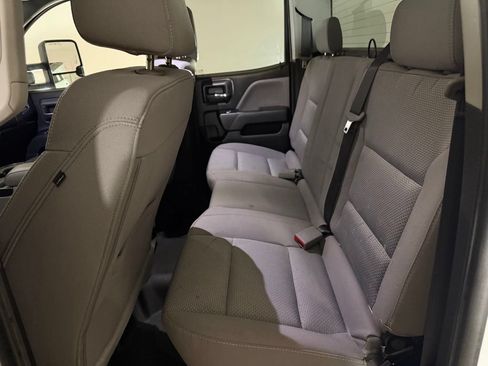 Used 2019 Chevrolet Silverado 2500 W/T AWD/4WD image 20