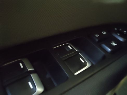 Used 2019 Kia Soul FWD image 27