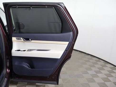 Used 2024 Hyundai Palisade Limited image 32