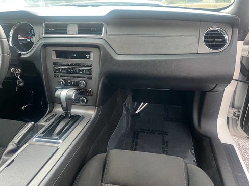 Used 2011 Ford Mustang Coupe w/ 101A Rapid Spec Order Code image 24