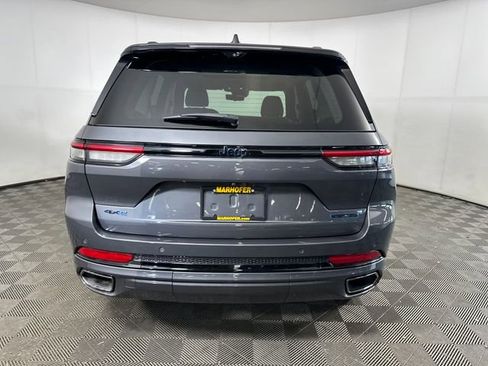 Used 2023 Jeep Grand Cherokee 30th Anniversary image 4