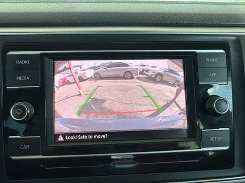 Used 2018 Volkswagen Atlas S image 13