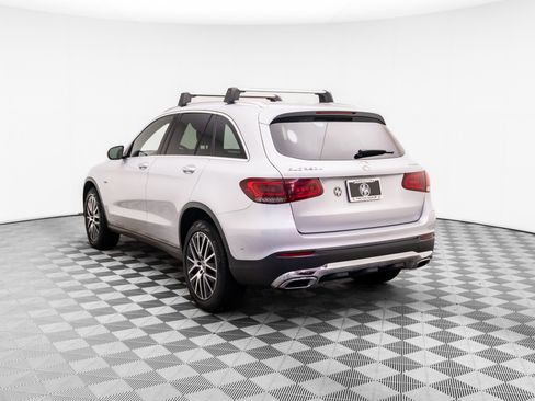 Used 2020 Mercedes-Benz GLC 350e 4MATIC image 3