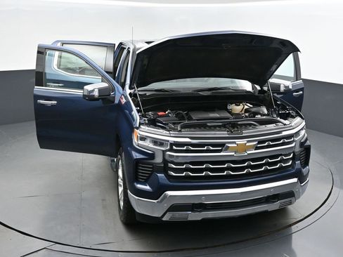 Used 2022 Chevrolet Silverado 1500 LTZ w/ LTZ Premium Package image 57