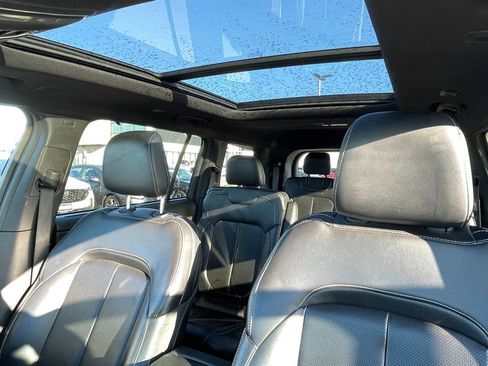 Used 2024 Jeep Grand Cherokee L Limited w/ Luxury Tech Group II image 20