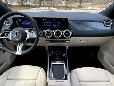 New 2025 Mercedes-Benz GLA 250 GLA 250 image 5