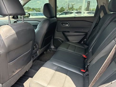 Used 2021 Nissan Rogue SL w/ Premium Package FWD image 7