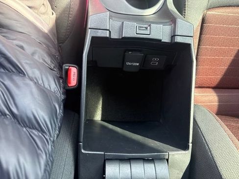 Used 2026 Toyota Corolla SE FWD image 29
