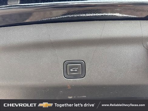 Used 2021 Chevrolet Suburban High Country w/ Premium Package 2 image 13